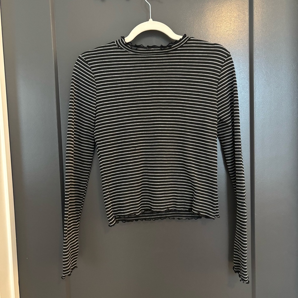 Good Luck Gem Striped Lettuce Trim Top M